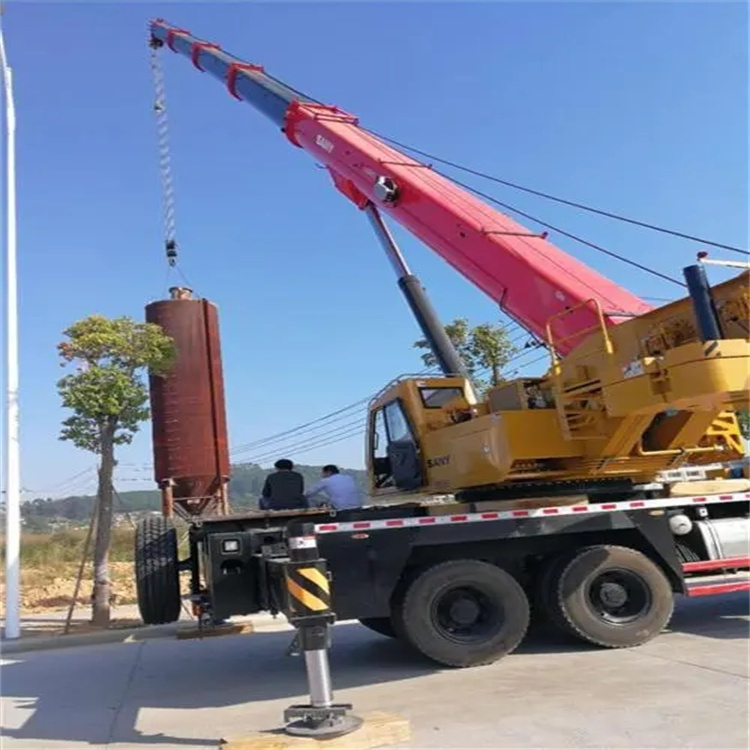 王场镇80吨吊车出租多少钱